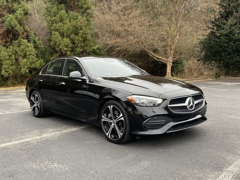 Used 2024 Mercedes-Benz C 300 Sedan image 2