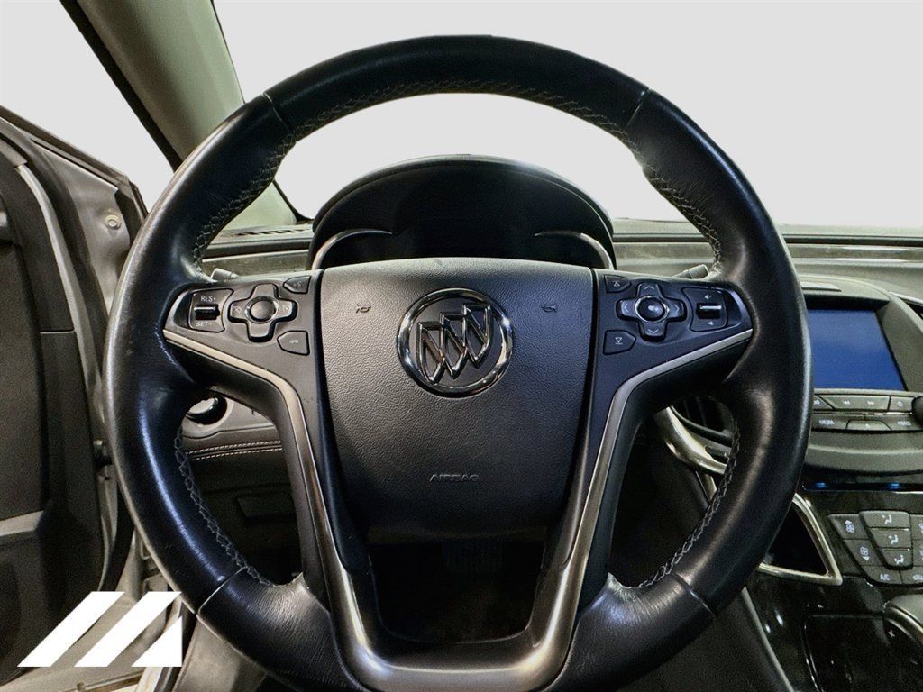 Used 2014 Buick LaCrosse Leather FWD image 11