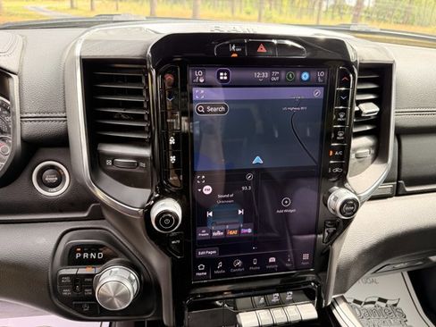 Used 2025 RAM 1500 Laramie image 17