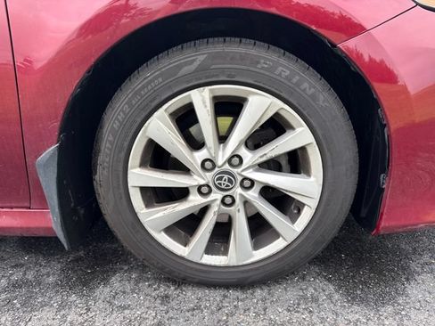 Used 2021 Toyota Camry LE FWD image 7