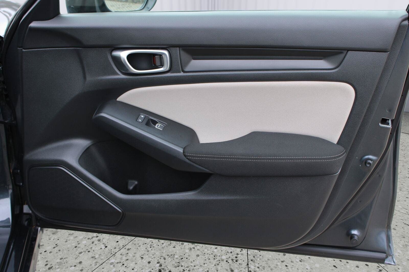 Used 2024 Honda Civic LX image 37