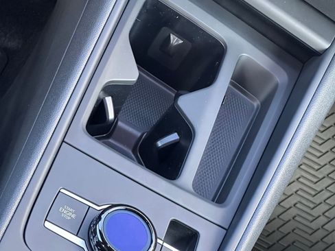 New 2026 Volkswagen Tiguan SE R-Line image 23