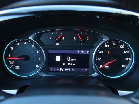 Used 2021 Chevrolet Traverse RS image 27