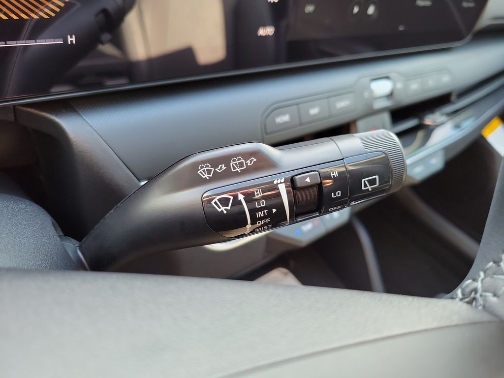 New 2026 Kia K4 EX FWD image 28