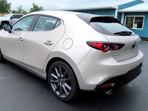 Used 2023 MAZDA MAZDA3 s image 14
