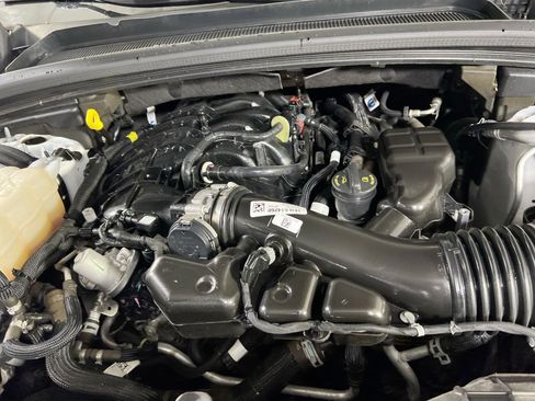 Used 2023 Jeep Grand Cherokee Altitude image 28