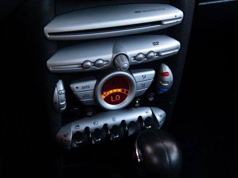 Used 2010 MINI Cooper S w/ Sport Pkg image 40