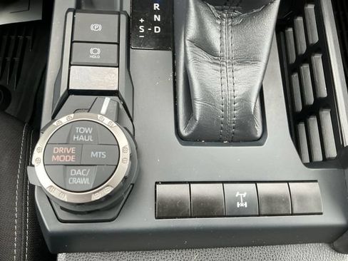 Used 2024 Toyota Tacoma TRD Off-Road AWD/4WD image 29