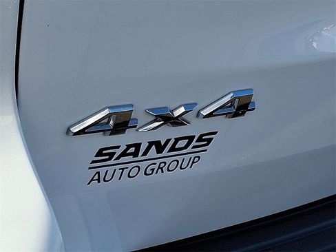 Used 2022 Jeep Grand Cherokee Limited image 31