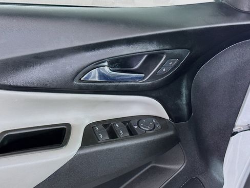 Used 2020 Chevrolet Equinox LS w/ LPO, Floor Liner Package FWD image 15