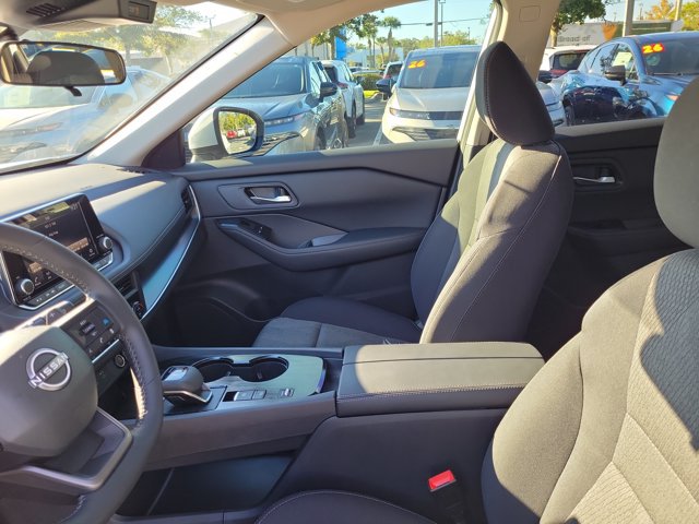 Used 2026 Nissan Rogue SV FWD image 18