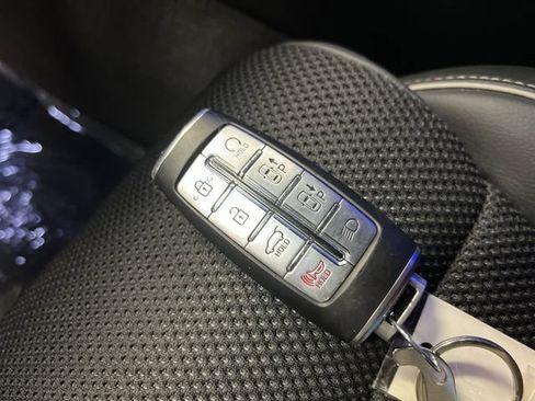 Used 2024 Genesis GV70 2.5T Sport Prestige w/ Sport Prestige Package image 29