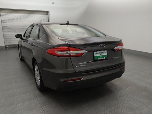 Used 2020 Ford Fusion S FWD image 5