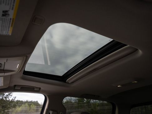 Used 2015 GMC Sierra 1500 SLT w/ Driver Alert Package image 16