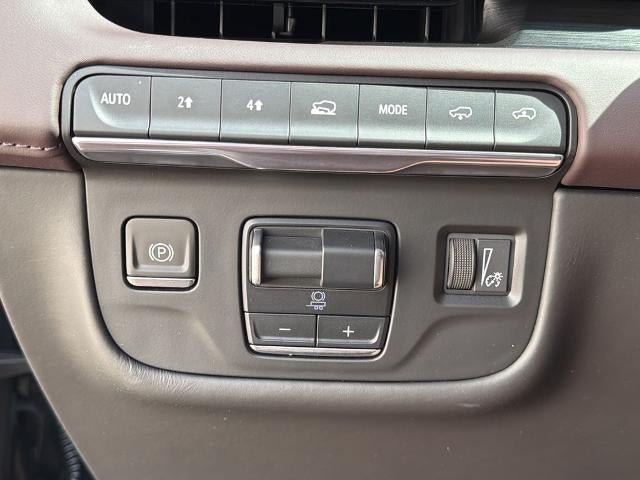 Certified 2024 Cadillac Escalade ESV Sport Platinum w/ LPO, ONYX Package AWD/4WD image 35