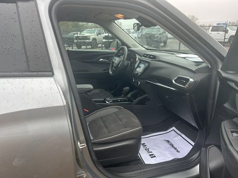 Used 2023 Chevrolet TrailBlazer LT w/ Convenience Package image 32