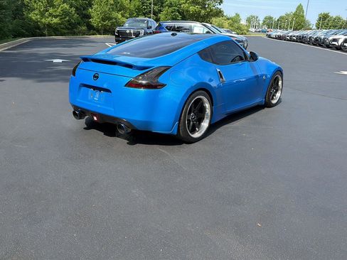 Used 2009 Nissan 370Z Touring w/ Sport Pkg RWD image 8