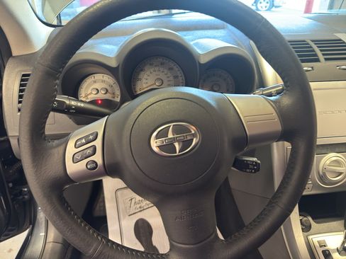 Used 2006 Scion tC FWD image 17