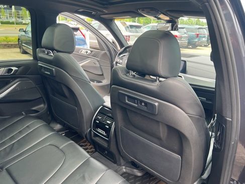 Used 2020 BMW X5 xDrive40i w/ Executive Package AWD/4WD image 16