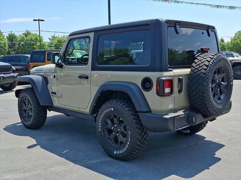Certified 2022 Jeep Wrangler Sport AWD/4WD image 4