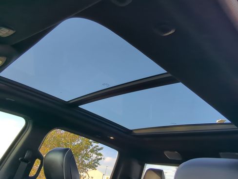 Used 2021 RAM 1500 Limited image 16