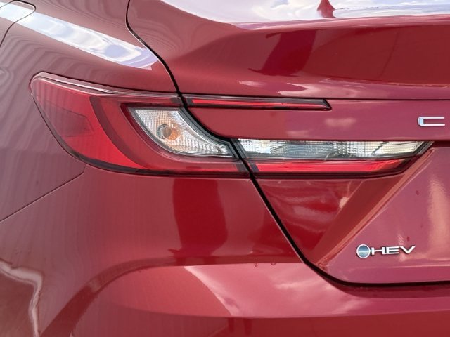 Used 2025 Toyota Camry LE FWD image 6