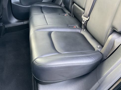 Used 2022 Tesla Model Y Performance image 36