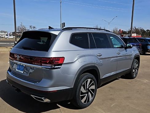 New 2026 Volkswagen Atlas SE FWD image 5