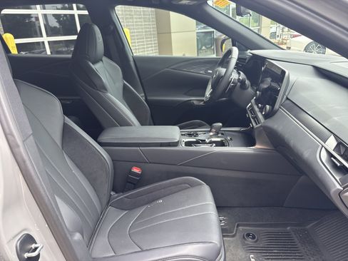 Certified 2025 Lexus RX 500h F Sport AWD/4WD image 33
