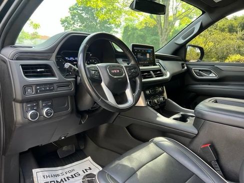 Used 2021 GMC Yukon SLT AWD/4WD image 10