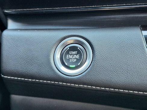 Used 2023 Cadillac Escalade Premium Luxury w/ LPO, Floor Liner Package AWD/4WD image 25