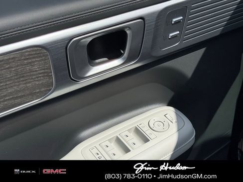 Used 2025 Hyundai Santa Fe Calligraphy FWD image 22