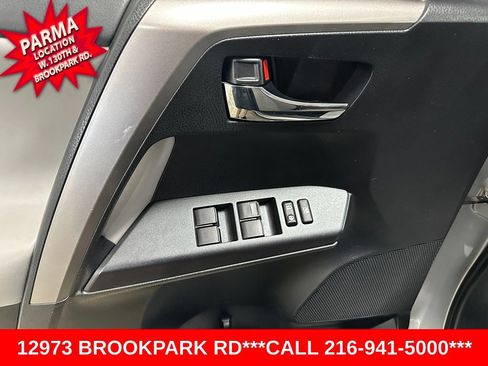 Used 2018 Toyota RAV4 XLE w/ Plus Extra Value Package AWD/4WD image 8