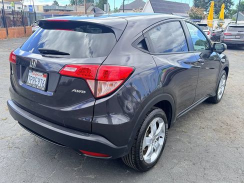 Used 2016 Honda HR-V EX image 6