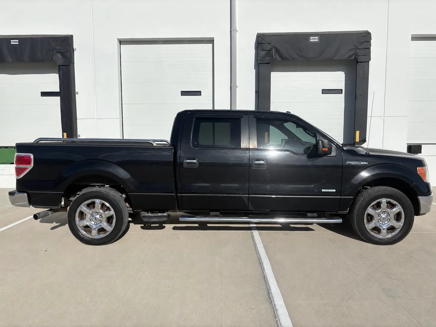 Used 2013 Ford F150 XLT w/ Luxury Equipment Group RWD image 3