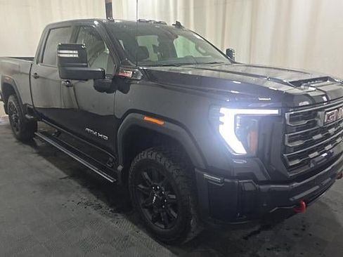 Used 2025 GMC Sierra 2500 AT4 w/ AT4 Premium Plus Package AWD/4WD image 1