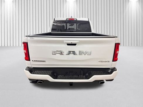 New 2026 RAM 1500 Laramie AWD/4WD image 6