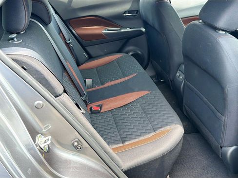 Used 2023 Nissan Kicks SR FWD image 26