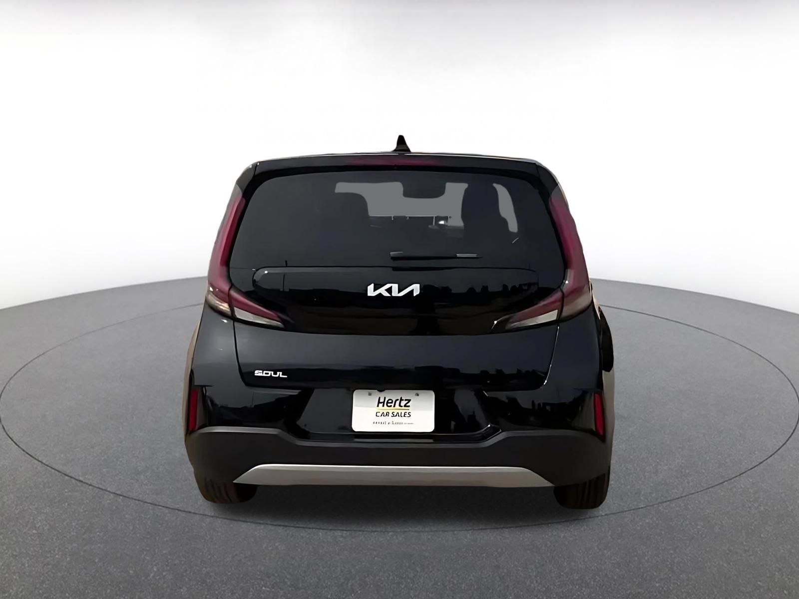 Used 2025 Kia Soul LX w/ LX Technology Package FWD image 10