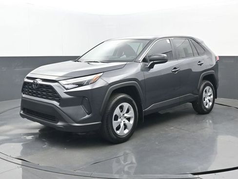Used 2025 Toyota RAV4 LE FWD image 21