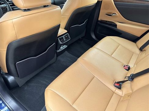 Certified 2023 Lexus ES 350 w/ Premium Package image 14