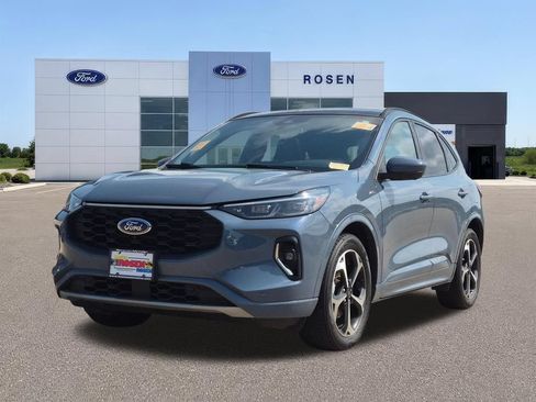 Used 2023 Ford Escape ST-Line Elite AWD/4WD image 7
