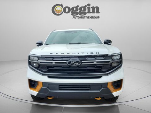 New 2026 Ford Expedition Tremor image 9