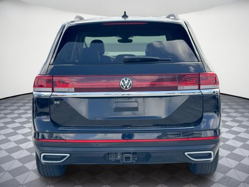 Used 2024 Volkswagen Atlas SE FWD image 11
