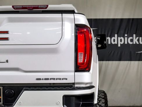 Used 2022 GMC Sierra 2500 Denali w/ Denali Ultimate Package image 42