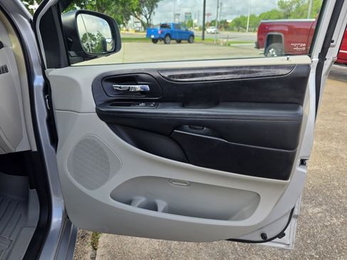 Used 2012 Dodge Grand Caravan Crew FWD image 33