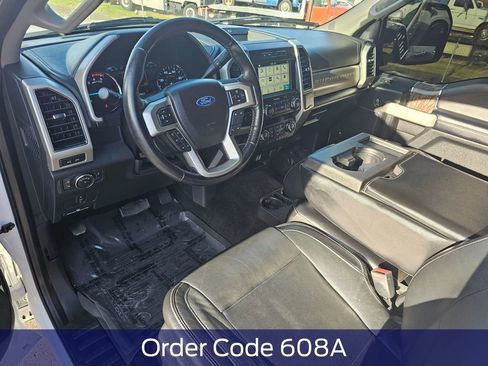 Used 2019 Ford F250 Lariat w/ Lariat Value Package AWD/4WD image 2