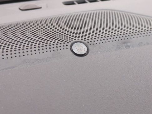 Certified 2023 Ford Escape Platinum w/ Premium Technology Package image 30