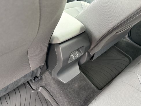 New 2026 Subaru Crosstrek 2.0i Premium image 31