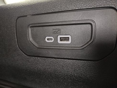 Used 2021 Jeep Grand Cherokee L Limited AWD/4WD image 19